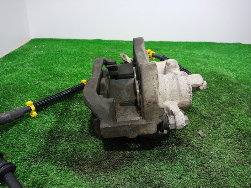 Recambio de pinza freno delantera derecha para land rover discovery v6 td hse referencia OEM IAM 29391 29391 29391