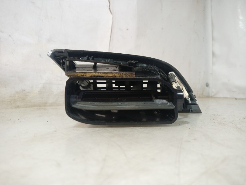 Recambio de rejilla aireadora para peugeot 207 sw referencia OEM IAM 96724793ZD 96724793ZD 96724793ZD