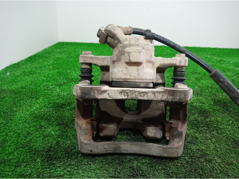 Recambio de pinza freno trasera izquierda para land rover discovery v6 td hse referencia OEM IAM 2895B 2895B 2895B