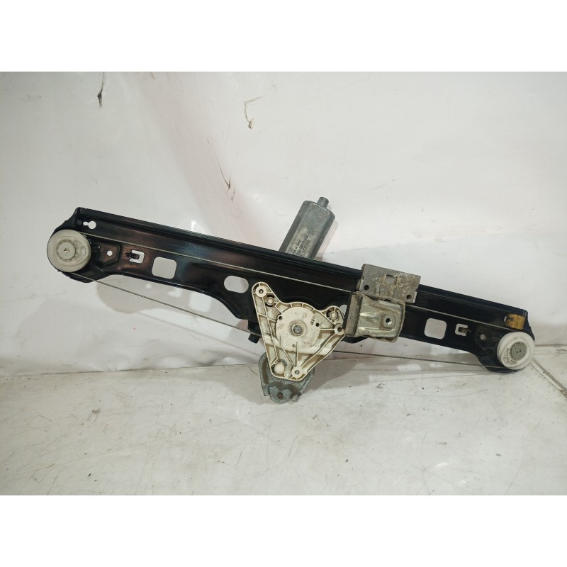 Recambio de elevalunas trasero izquierdo para mercedes-benz clase c (w203) berlina 220 cdi (la) (203.008) referencia OEM IAM A20