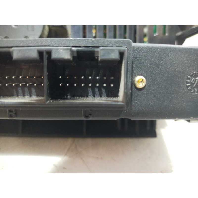 Recambio de mando climatizador para audi a3 (8p) 2.0 tdi ambiente referencia OEM IAM 8P0820043D 8P0820043D 8P0820043D