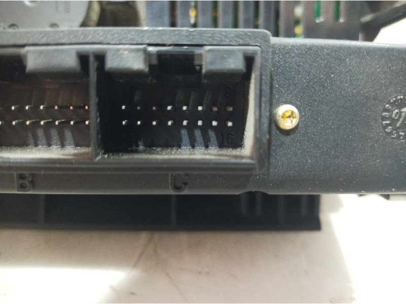 Recambio de mando climatizador para audi a3 (8p) 2.0 tdi ambiente referencia OEM IAM 8P0820043D 8P0820043D 8P0820043D