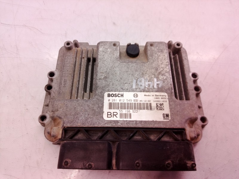 Recambio de centralita motor uce para opel zafira b cosmo referencia OEM IAM 0281012549 0281012549 55198922