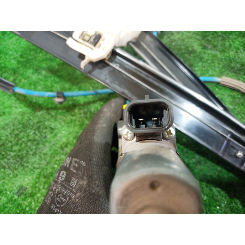 Recambio de elevalunas delantero derecho para fiat stilo (192) 1.6 16v dynamic (04.2006) referencia OEM IAM D251401 D251401 D251