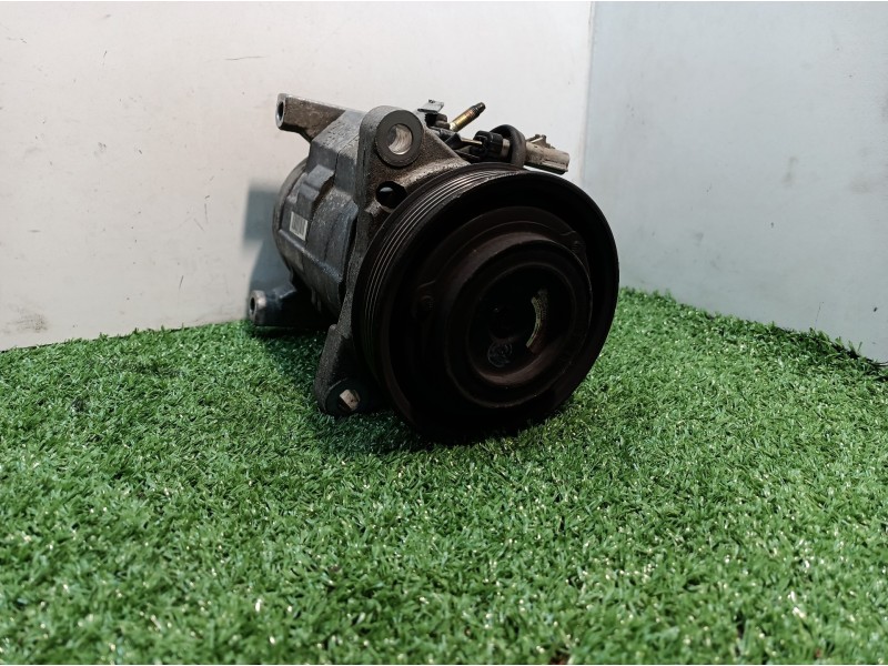 Recambio de compresor aire acondicionado para chrysler grand voyager limited referencia OEM IAM 05005441AF 05005441AF 05005441AF