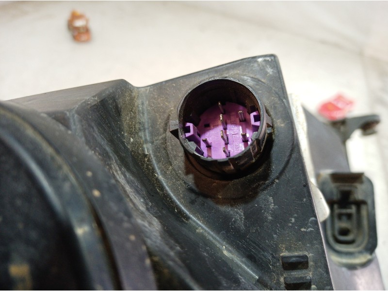 Recambio de faro derecho para peugeot bipper tepee outdoor referencia OEM IAM 45560999 45560999 45560999