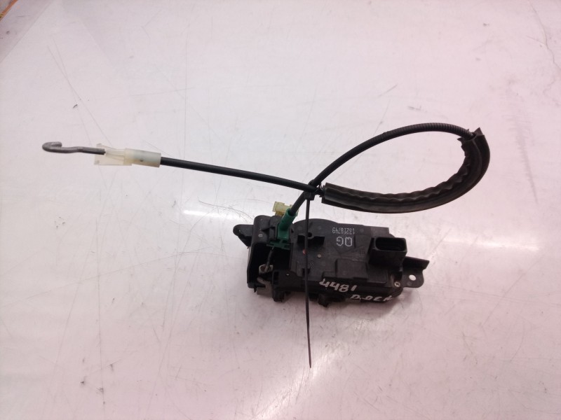 Recambio de cerradura puerta delantera derecha para opel zafira b cosmo referencia OEM IAM 13222742  