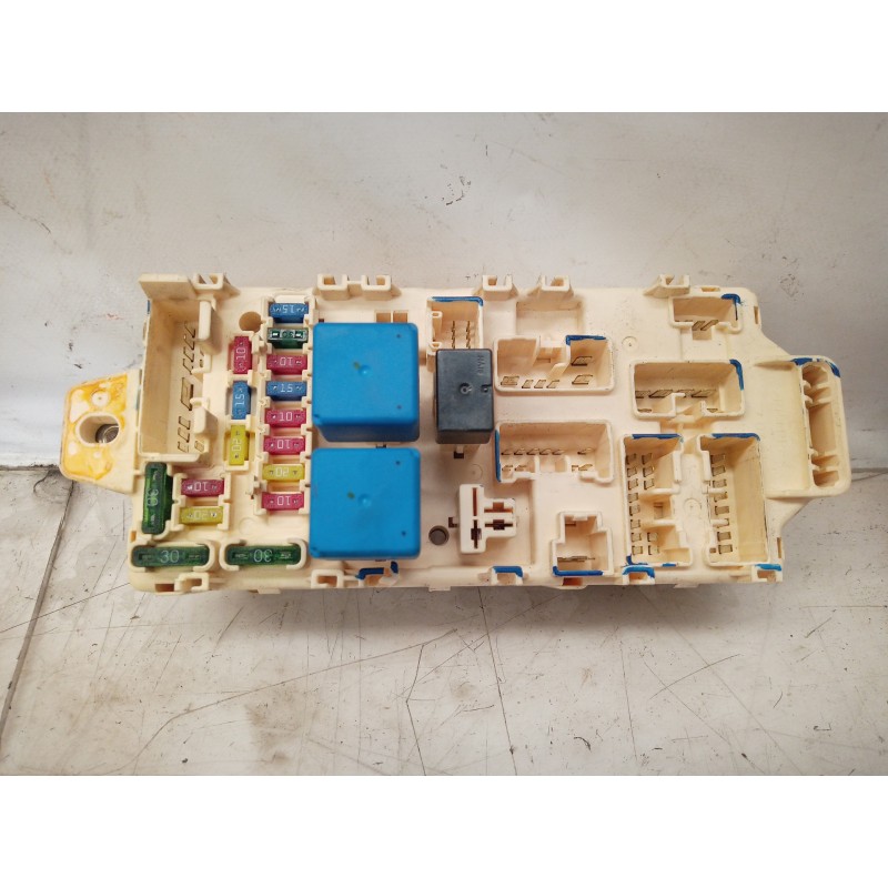 Recambio de caja reles / fusibles para mitsubishi montero (v60/v70) 3.2 di-d avance (5-ptas.) referencia OEM IAM   