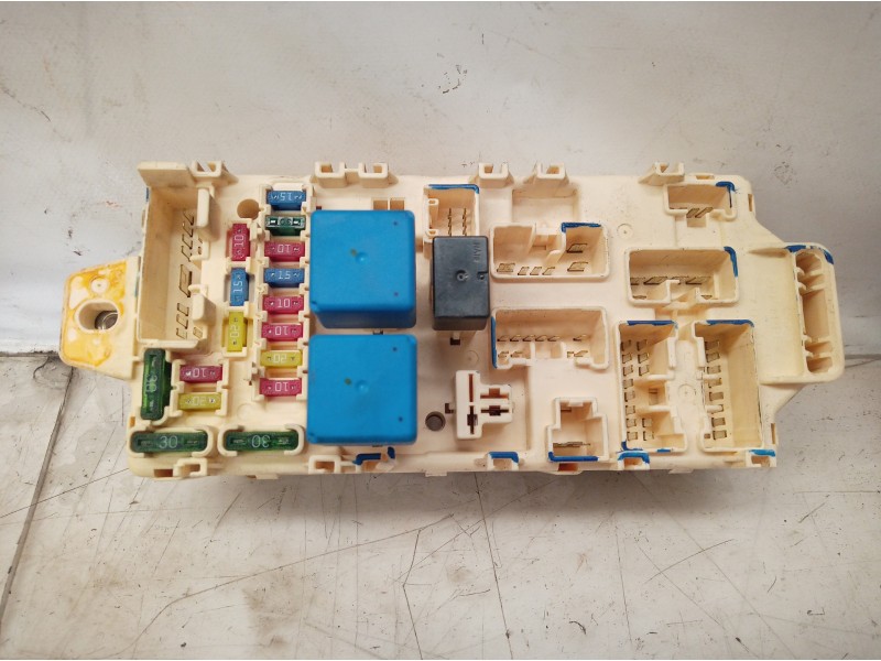 Recambio de caja reles / fusibles para mitsubishi montero (v60/v70) 3.2 di-d avance (5-ptas.) referencia OEM IAM   