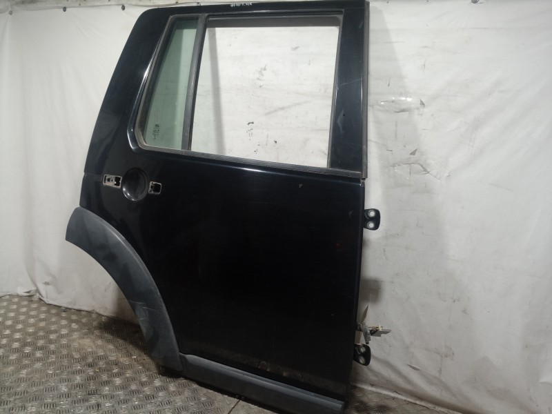 Recambio de puerta trasera derecha para land rover discovery v6 td hse referencia OEM IAM   