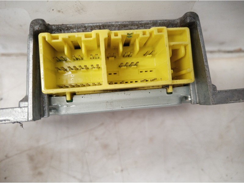 Recambio de centralita airbag para mitsubishi montero (v60/v70) 3.2 di-d avance (5-ptas.) referencia OEM IAM MR551784 MR551784 M