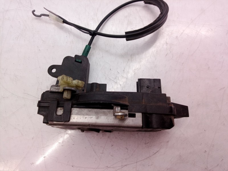 Recambio de cerradura puerta delantera izquierda para opel zafira b cosmo referencia OEM IAM 13222741  