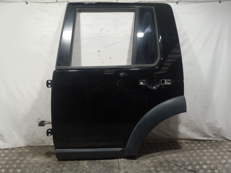 Recambio de puerta trasera izquierda para land rover discovery v6 td hse referencia OEM IAM   