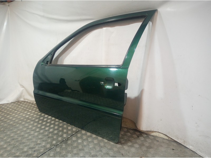 Recambio de puerta delantera izquierda para volkswagen polo berlina (6n2) trendline referencia OEM IAM   