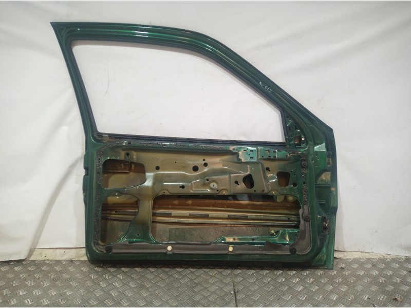 Recambio de puerta delantera izquierda para volkswagen polo berlina (6n2) trendline referencia OEM IAM   