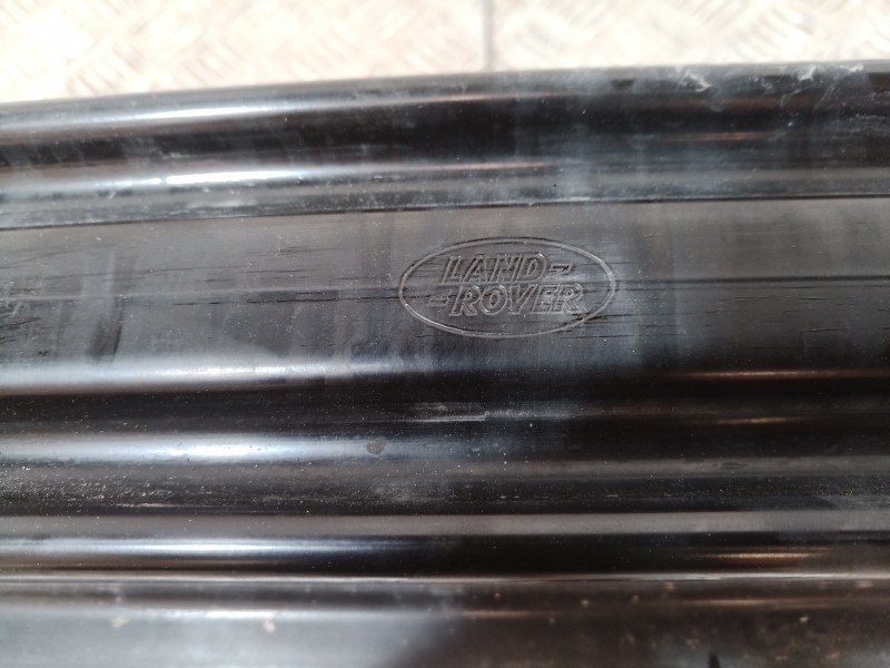 Recambio de refuerzo paragolpes delantero para land rover discovery v6 td hse referencia OEM IAM   