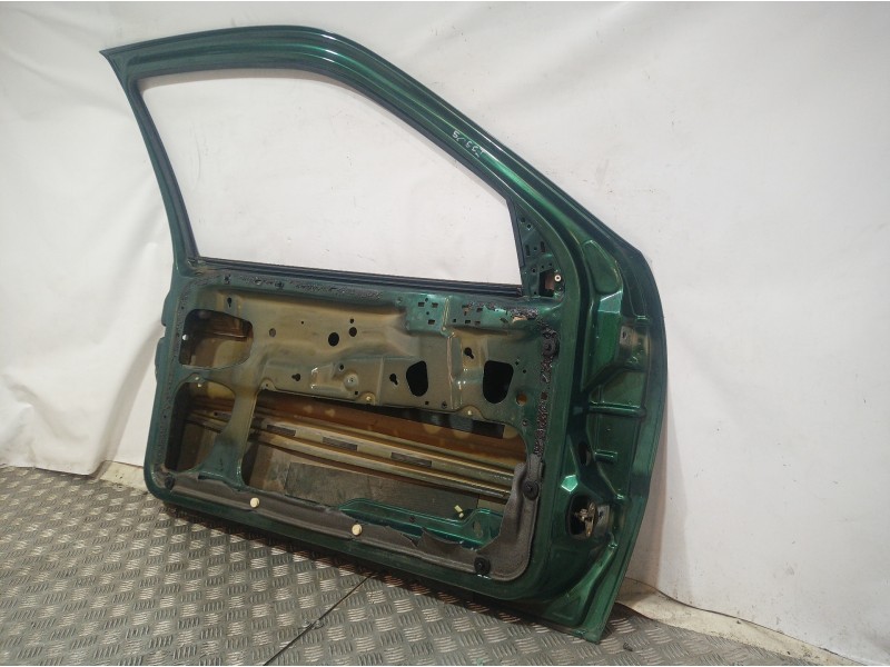 Recambio de puerta delantera izquierda para volkswagen polo berlina (6n2) trendline referencia OEM IAM   