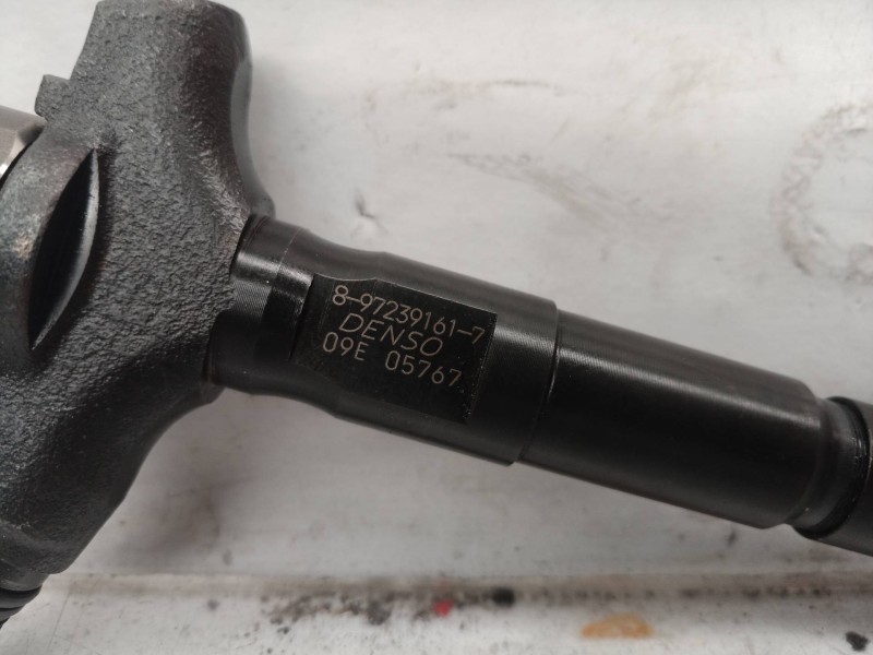 Recambio de inyector para opel signum elegance referencia OEM IAM 8972391617 8972391617 09E05767