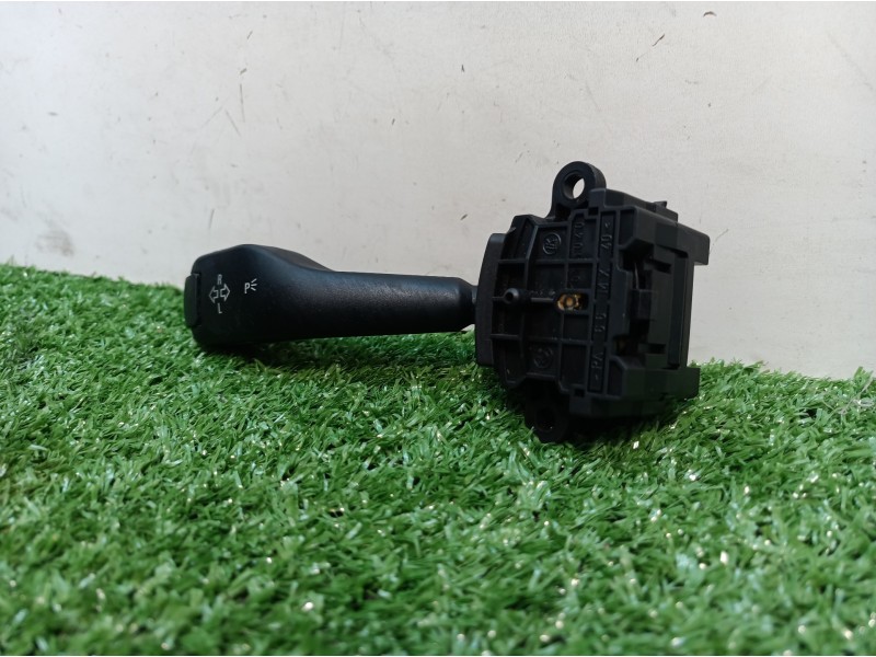 Recambio de mando intermitentes para bmw serie 3 touring (e46) 330xi referencia OEM IAM 8363668M 8363668M 0110401025
