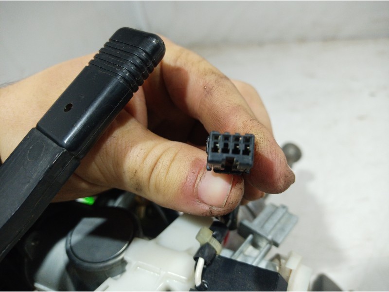 Recambio de columna direccion para mitsubishi montero (v60/v70) 3.2 di-d avance (5-ptas.) referencia OEM IAM   