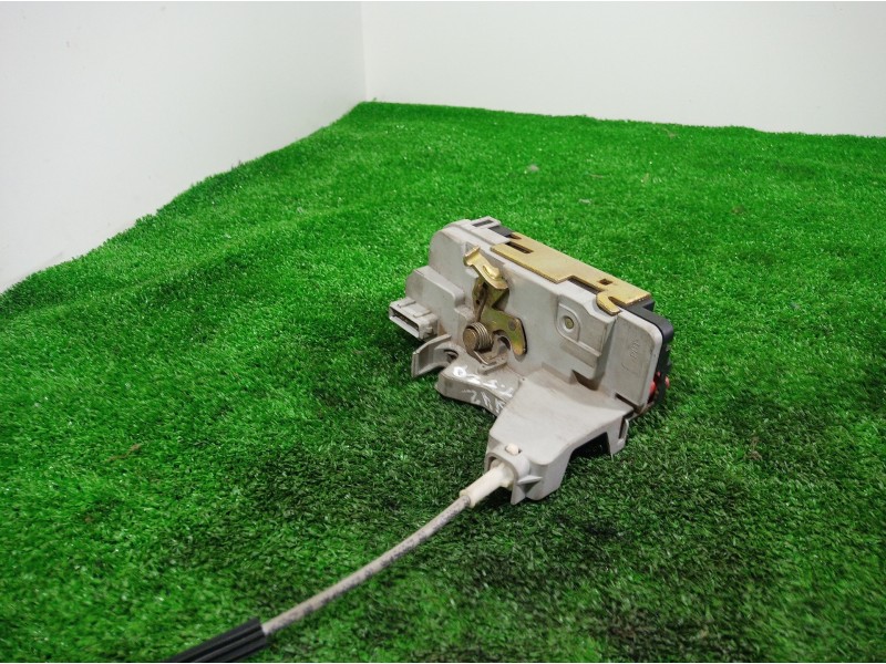 Recambio de cerradura puerta trasera izquierda para peugeot 307 berlina (s2) xr referencia OEM IAM   