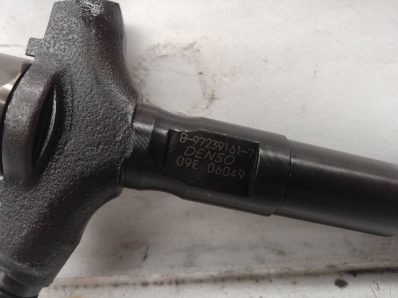 Recambio de inyector para opel signum elegance referencia OEM IAM 8972391617 89722391617 09E060449