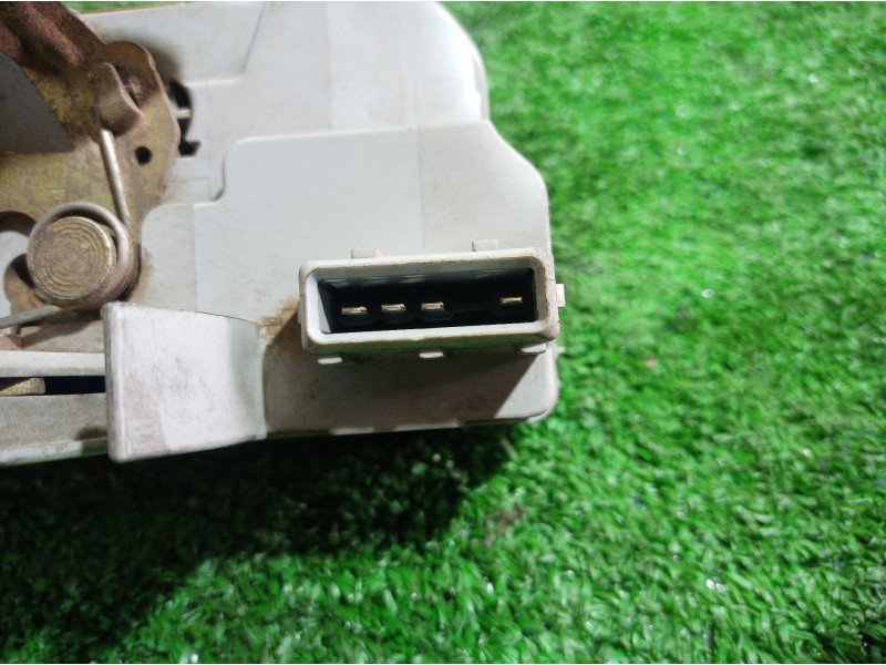 Recambio de cerradura puerta trasera derecha para peugeot 307 berlina (s2) xr referencia OEM IAM   