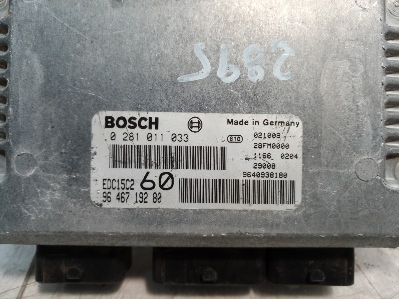 Recambio de centralita motor uce para peugeot 807 sv referencia OEM IAM 0281011033 0281011033 9640938180