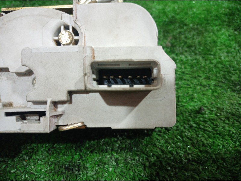 Recambio de cerradura puerta delantera derecha para peugeot 307 berlina (s2) xr referencia OEM IAM   