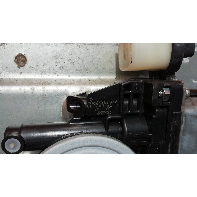 Recambio de elevalunas trasero izquierdo para mitsubishi montero (v60/v70) 3.2 di-d avance (5-ptas.) referencia OEM IAM MR989948