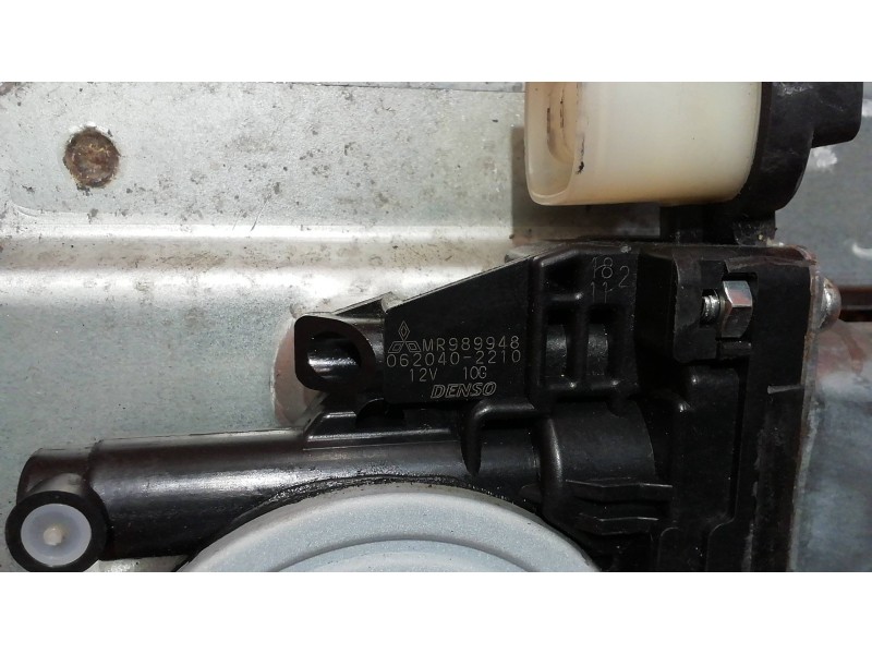 Recambio de elevalunas trasero izquierdo para mitsubishi montero (v60/v70) 3.2 di-d avance (5-ptas.) referencia OEM IAM MR989948