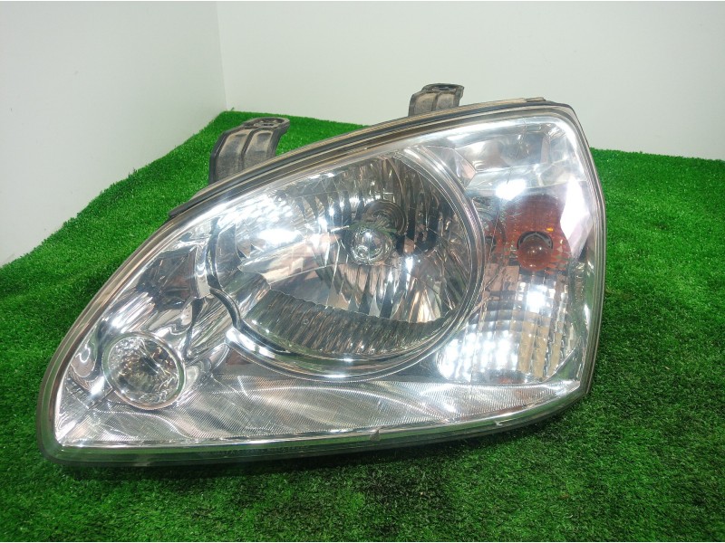 Recambio de faro izquierdo para kia carens 2.0 turbodiesel cat referencia OEM IAM   