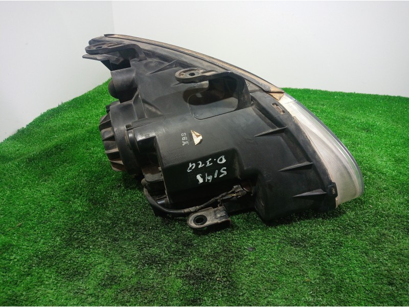 Recambio de faro izquierdo para kia carens 2.0 turbodiesel cat referencia OEM IAM   