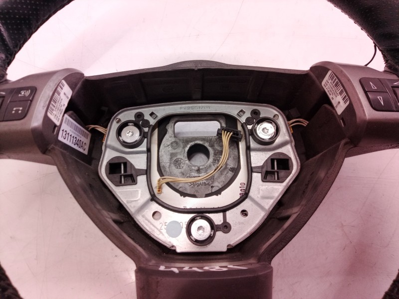 Recambio de volante para opel zafira b cosmo referencia OEM IAM 13111340AC 13111340 13111340