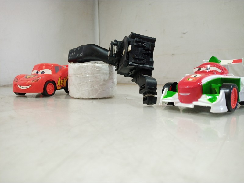 Recambio de mando intermitentes para volkswagen golf v berlina (1k1) referencia OEM IAM 1K0953513 1K0953513 1K0953513