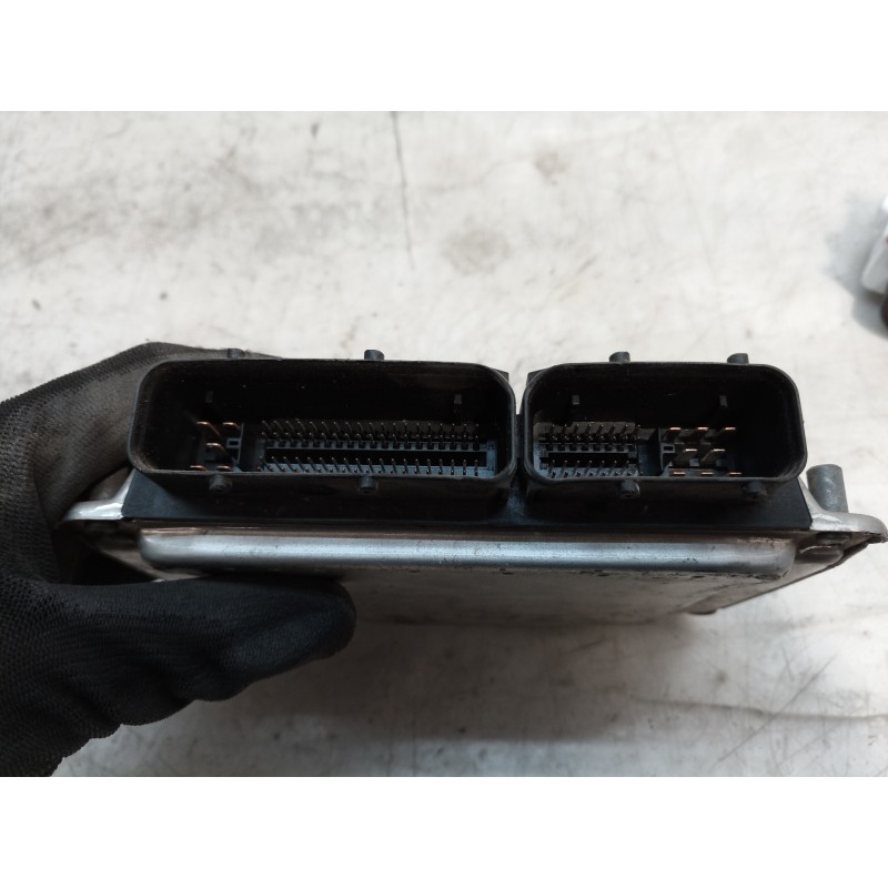 Recambio de centralita motor uce para chrysler voyager (es) 2.5 s referencia OEM IAM 0281011320 038906012HP 0281011320