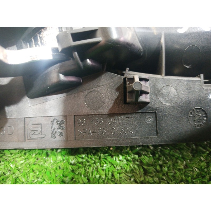 Recambio de maneta interior delantera derecha para peugeot 307 berlina (s2) xr referencia OEM IAM 9643604477 9643604477 96436044