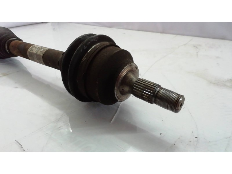 Recambio de transmision delantera derecha para citroën c4 grand picasso exclusive plus referencia OEM IAM  9656329480 9656329480