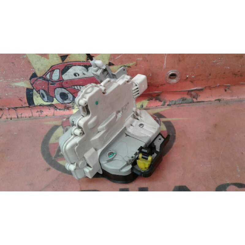 Recambio de cerradura puerta delantera derecha para audi a4 avant (8e) 3.0 tdi quattro referencia OEM IAM 8E1837016AA 8E1837016A