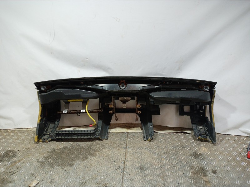 Recambio de salpicadero para mitsubishi montero (v60/v70) 3.2 di-d avance (5-ptas.) referencia OEM IAM   