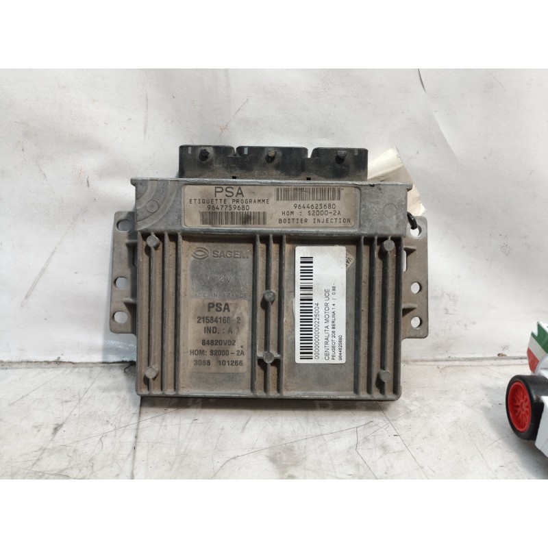 Recambio de centralita motor uce para peugeot 206 berlina 1.4 referencia OEM IAM 9644625680 3088101266 21584168 2