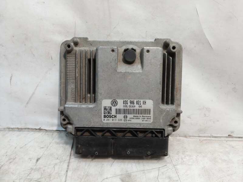 Recambio de centralita motor uce para volkswagen golf v berlina (1k1) highline referencia OEM IAM 03G906021KH 0281013226 03G9060