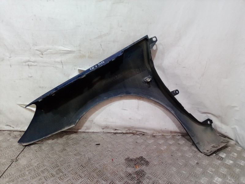 Recambio de aleta delantera derecha para peugeot 307 cc (s1) 2.0 referencia OEM IAM 7841N7 7841N7 7841N7