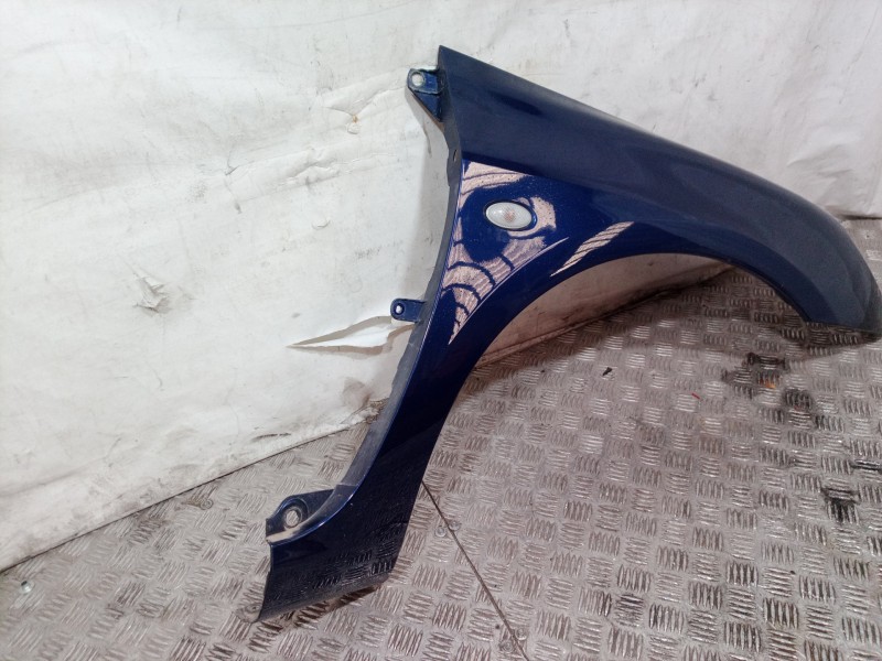 Recambio de aleta delantera derecha para peugeot 307 cc (s1) 2.0 referencia OEM IAM 7841N7 7841N7 7841N7