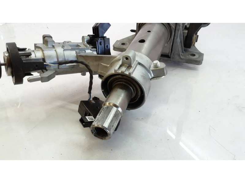 Recambio de columna direccion para opel insignia berlina cosmo referencia OEM IAM 13219343 13219343 13219343