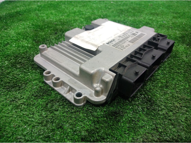 Recambio de centralita motor uce para peugeot 307 berlina (s2) xr referencia OEM IAM 9659342280 9659342280 9659342280