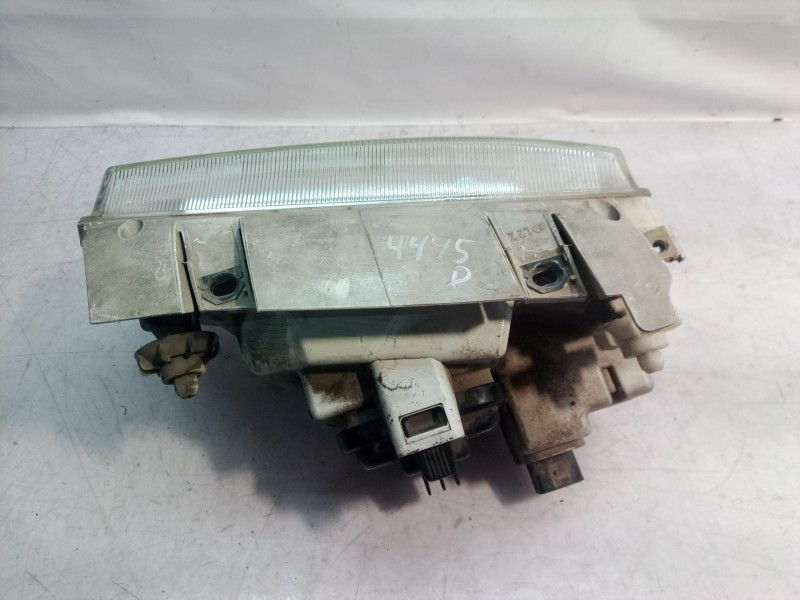 Recambio de faro derecho para volkswagen polo berlina (6n1) básico referencia OEM IAM 6N1941016A   Recambio de faro derecho para volkswagen polo berlina (6n1) básico referencia OEM IAM 6N1941016A