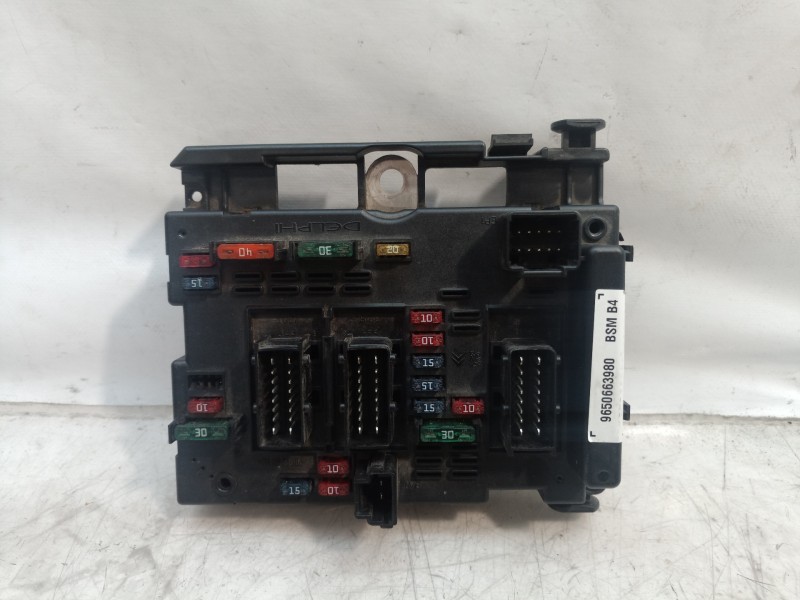 Recambio de caja reles / fusibles para peugeot 307 cc (s1) 2.0 referencia OEM IAM 9650663980 9650663980 9650663980