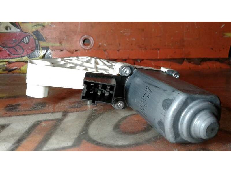 Recambio de motor elevalunas trasero derecho para mercedes-benz clase a (w169) a 180 cdi (169.007) referencia OEM IAM A169820204