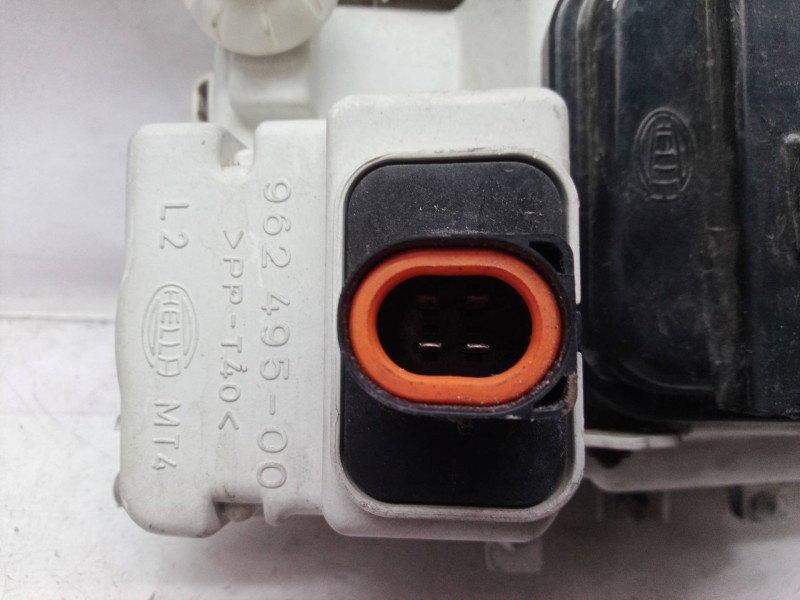 Recambio de faro izquierdo para volkswagen polo berlina (6n1) básico referencia OEM IAM 6N1941015A   Recambio de faro izquierdo para volkswagen polo berlina (6n1) básico referencia OEM IAM 6N1941015A